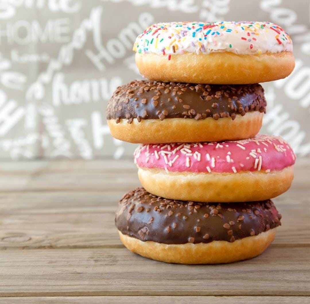 Donut box white chocolate, chocolate and strawberry