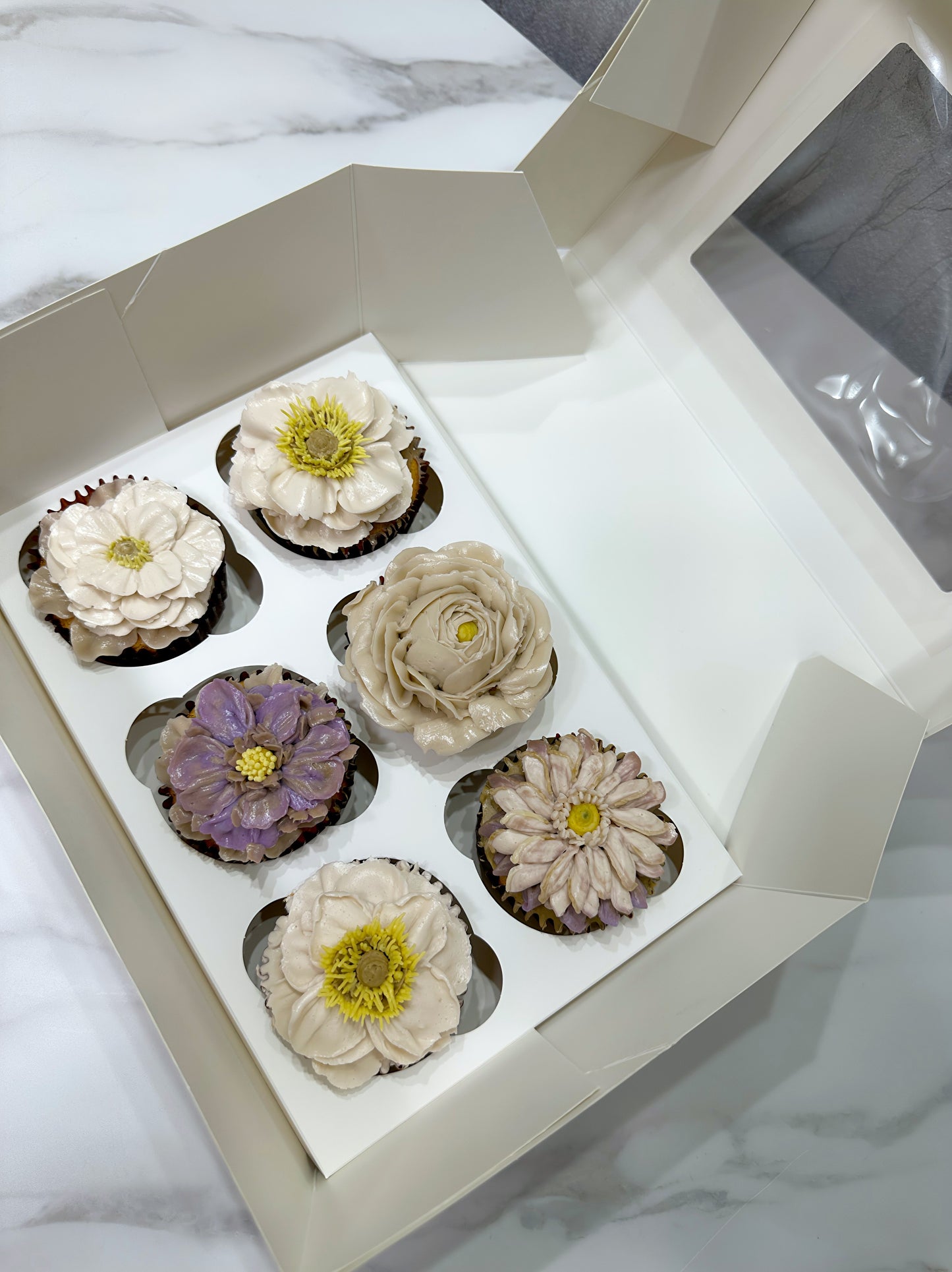 Korean Buttercream Cupcakes