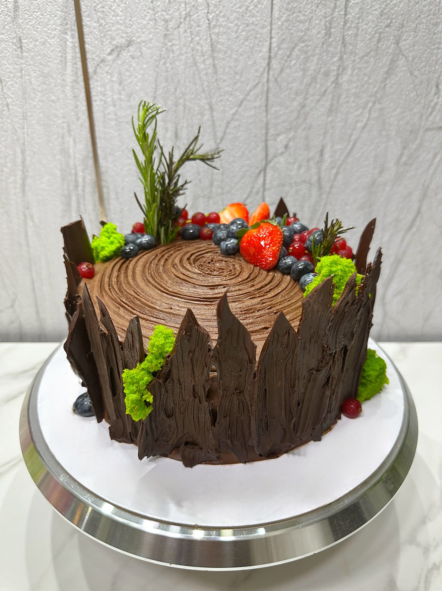 wood log cake